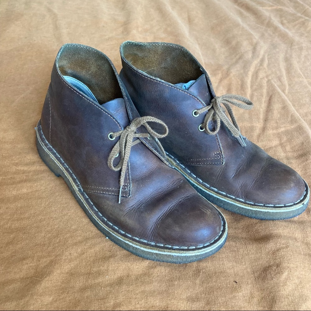 Clarks Women’s Desert Boot Beeswax size 7.5